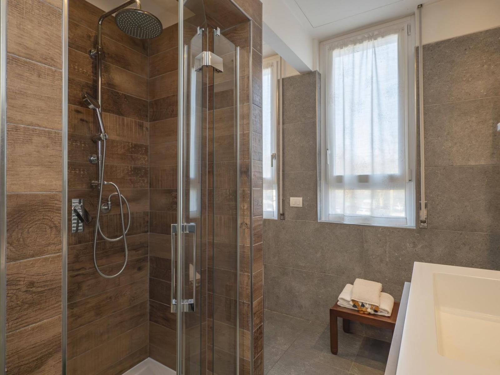 Modern 3 Bedroom With Balcony Steps From San Siro By Rentopolis Appartamento
