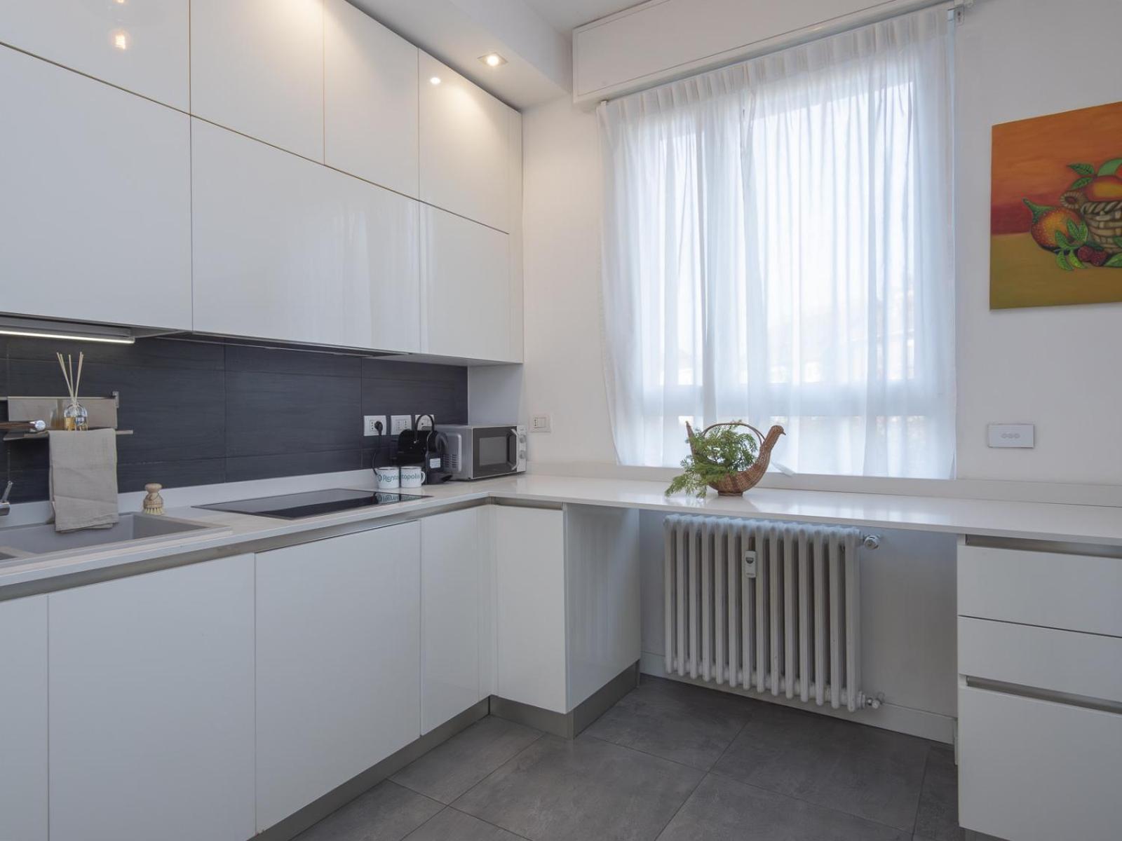 Modern 3 Bedroom With Balcony Steps From San Siro By Rentopolis Appartamento Milano