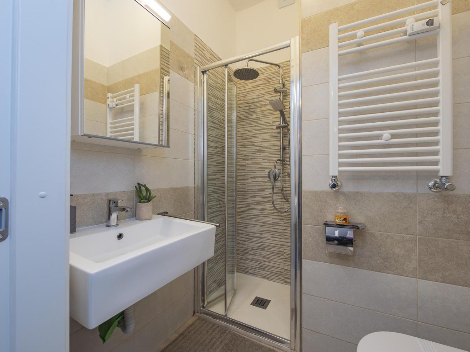 Apartment Modern 3 Bedroom With Balcony Steps From San Siro By Rentopolis Mailand